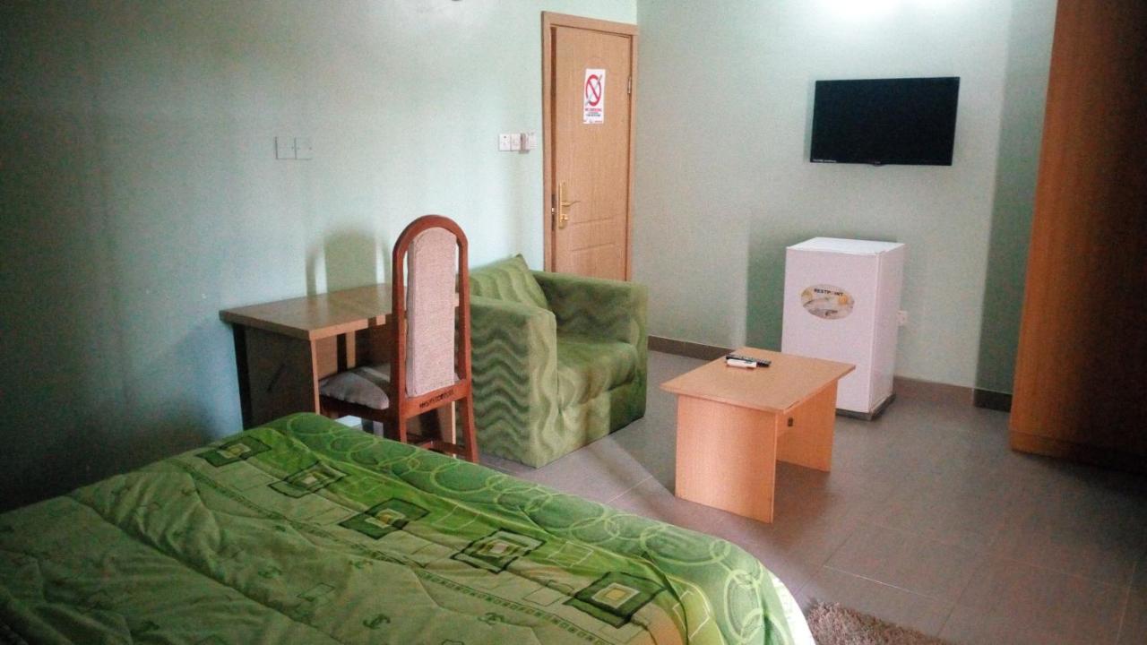 Mataan Hotel And Suites Ibadan Eksteriør bilde