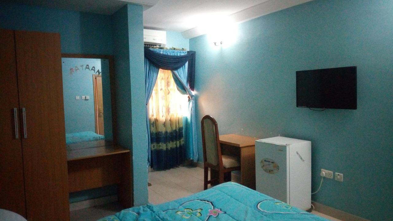 Mataan Hotel And Suites Ibadan Eksteriør bilde